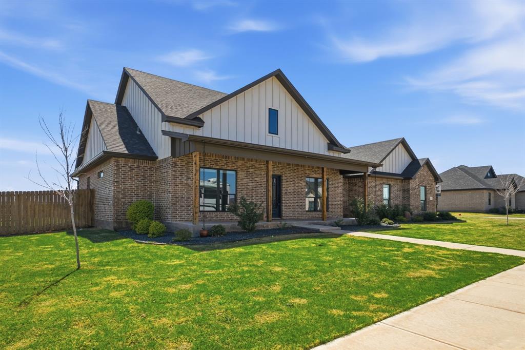 107 Beechcraft Road Abilene, TX 79602 - Photo 2 of 40