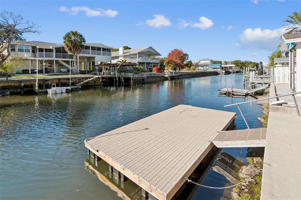 7091 Westwind Street Weeki Wachee, FL 34607 - Photo 5 of 79