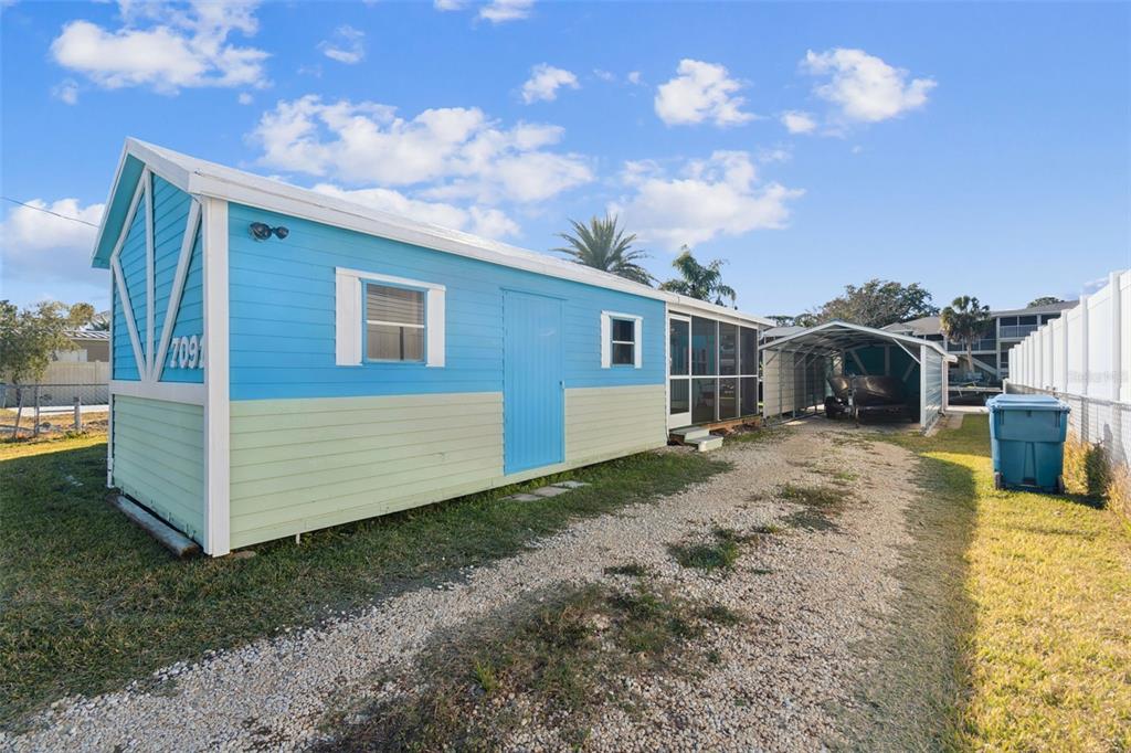 7091 Westwind Street Weeki Wachee, FL 34607 - Photo 9 of 79