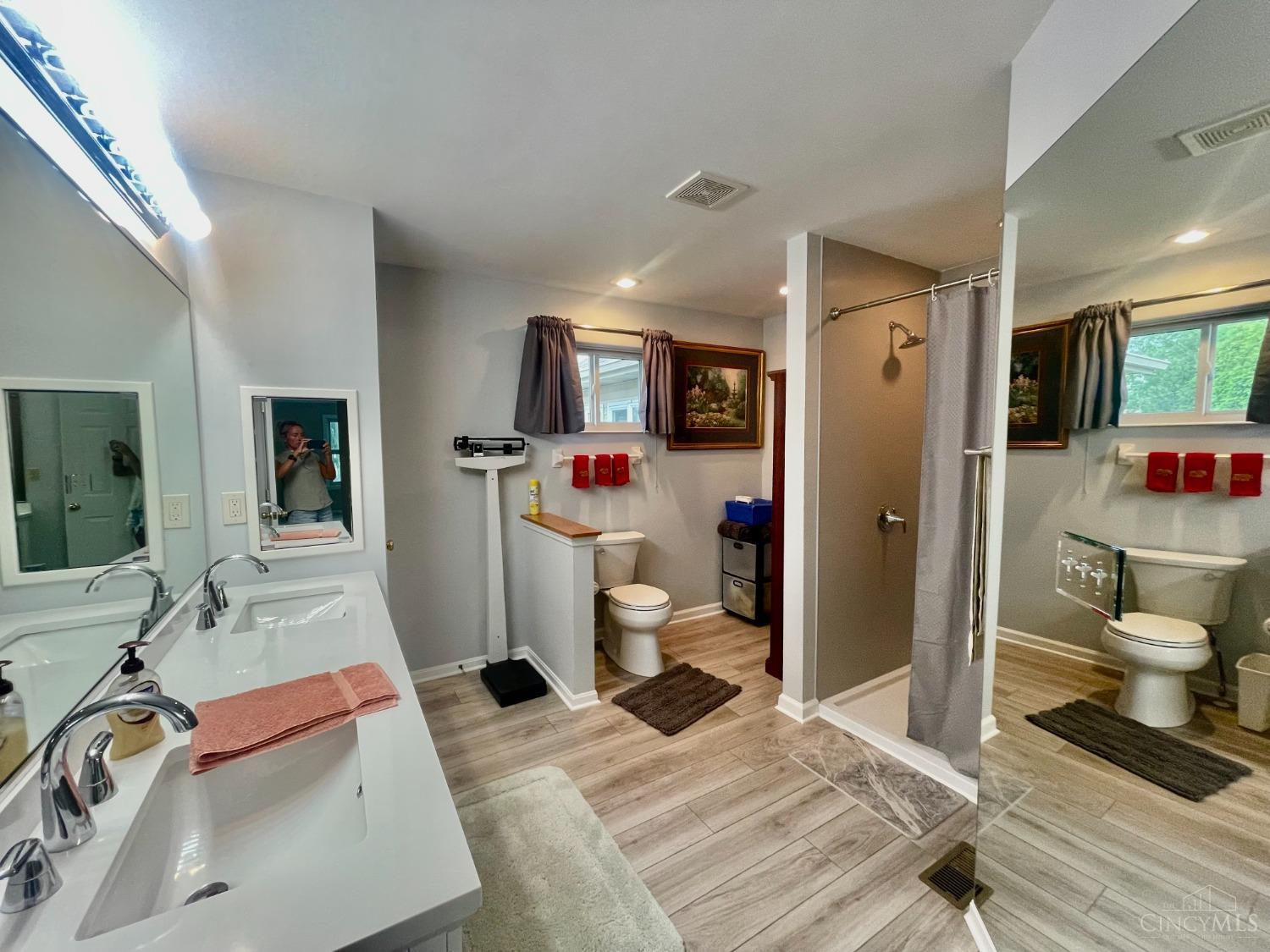 8374 Dimmick Road West Chester, OH 45241 - Photo 14 of 24 Gallery Image 14