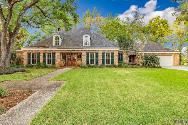 $799,000 | 305 Oak Alley Drive, Houma, LA 70360