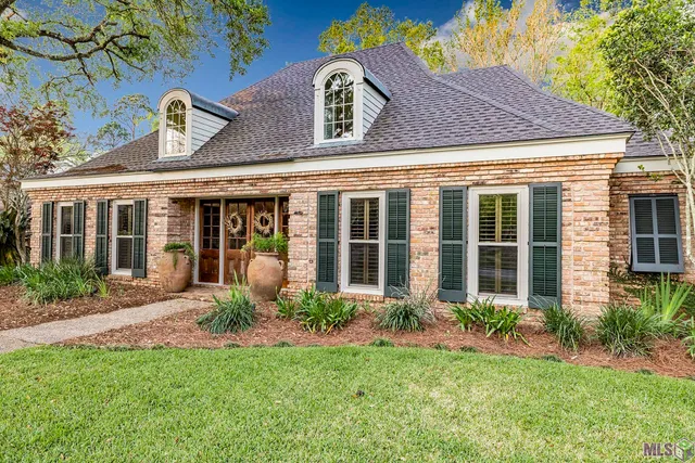 $799,000 | 305 Oak Alley Drive, Houma, LA 70360