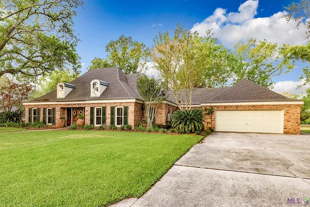 $799,000 | 305 Oak Alley Drive, Houma, LA 70360