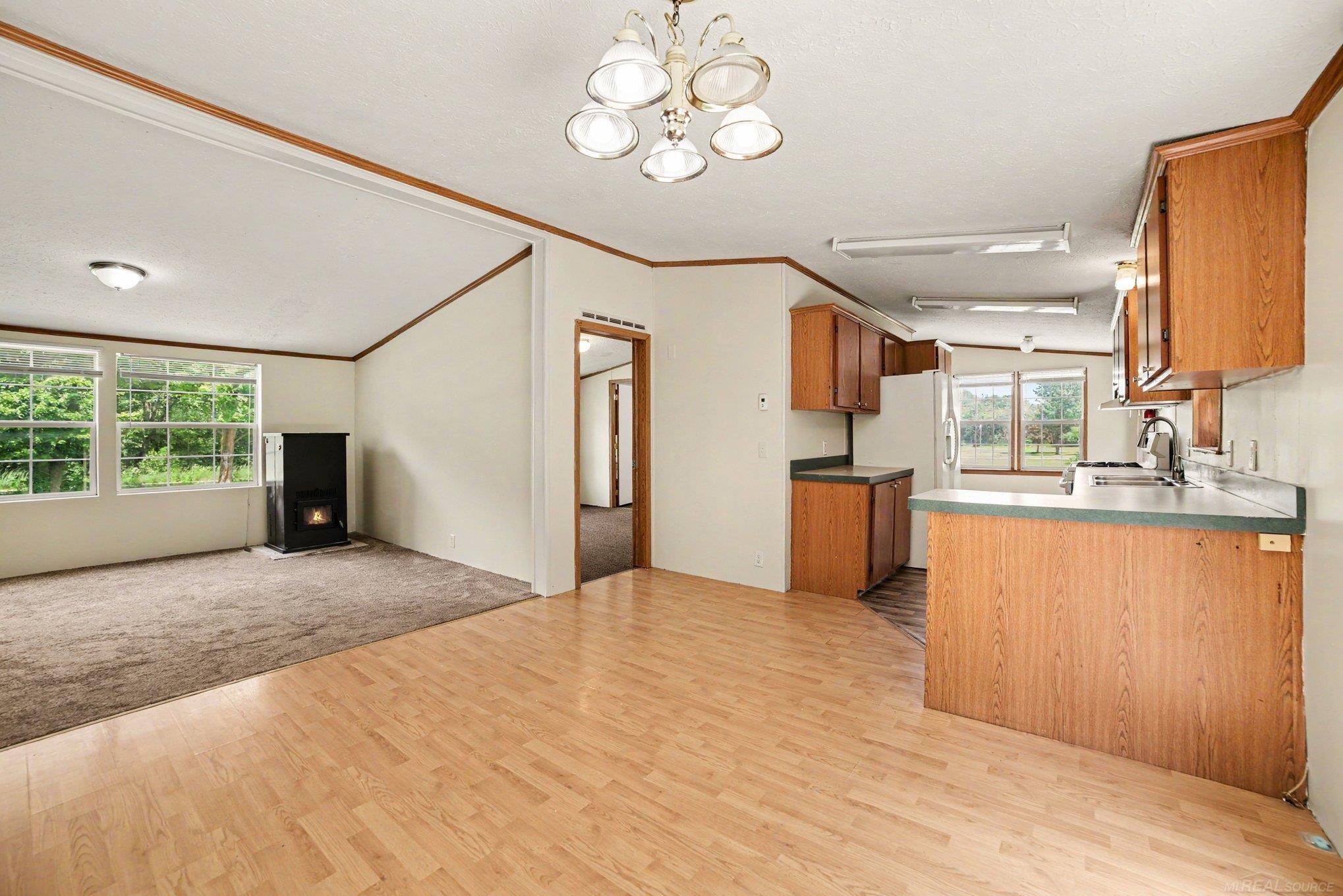 1717 West Townline 16 Road Pinconning, MI 48650 - Photo 6 of 27 50213801-f5ce9f8c-f718-4a68-a287-809b62df1204.JPG