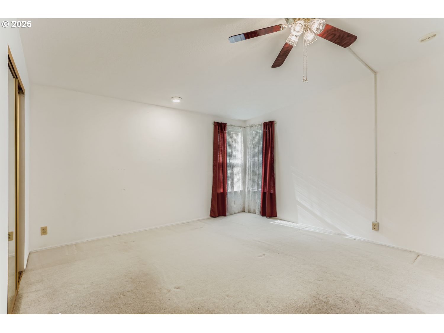1504 Frontier Circle Forest Grove, OR 97116 - Photo 16 of 27 a view of an empty room