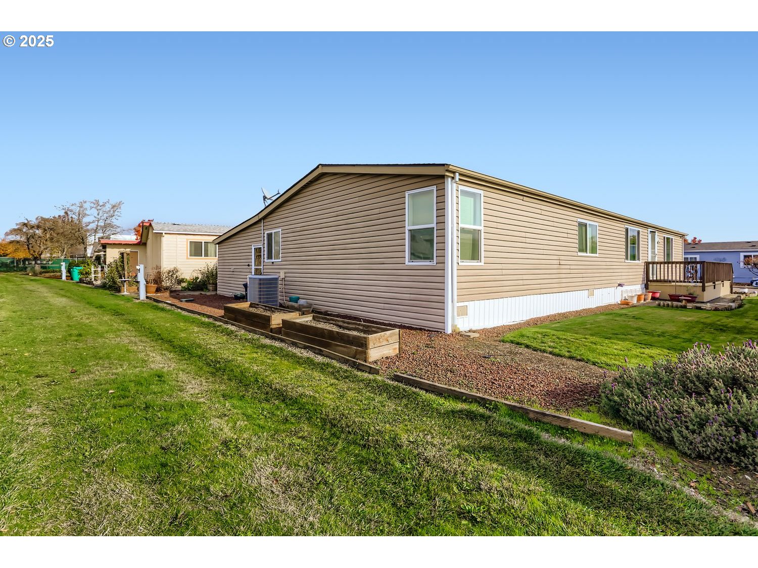 1504 Frontier Circle Forest Grove, OR 97116 - Photo 26 of 27 a backyard of a house with lots of green space