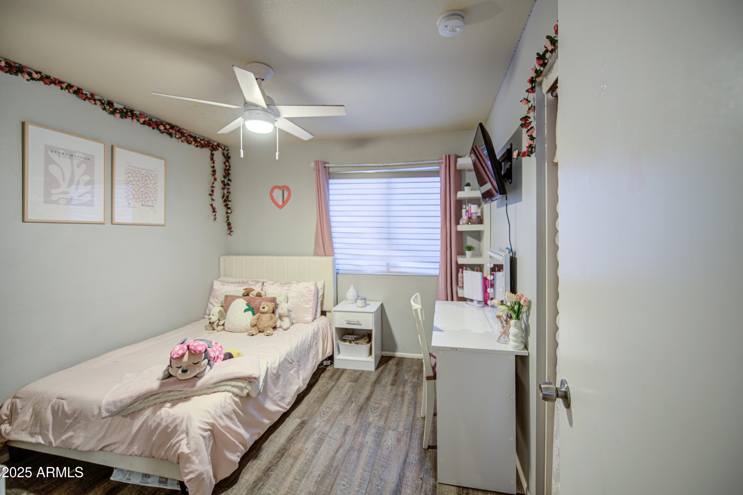 4534 North 84th Avenue Phoenix, AZ 85037 - Photo 28 of 41 Bedroom 3-pic 1