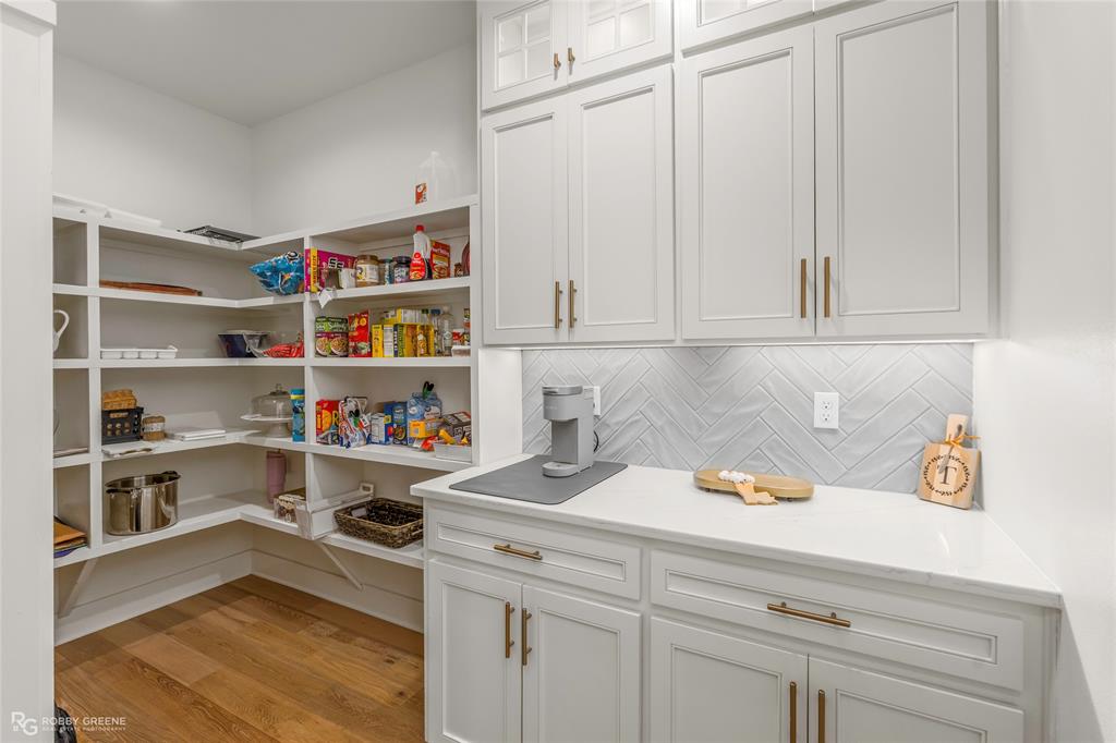 145 Crouch Road Benton, LA 71006 - Photo 9 of 40 Dream pantry