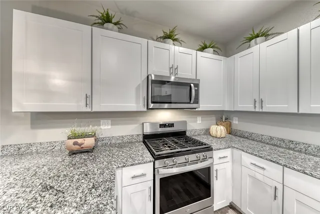 $329,900 | 7529 Garnet Moon Street, North Las Vegas, NV 89084