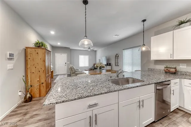 $329,900 | 7529 Garnet Moon Street, North Las Vegas, NV 89084