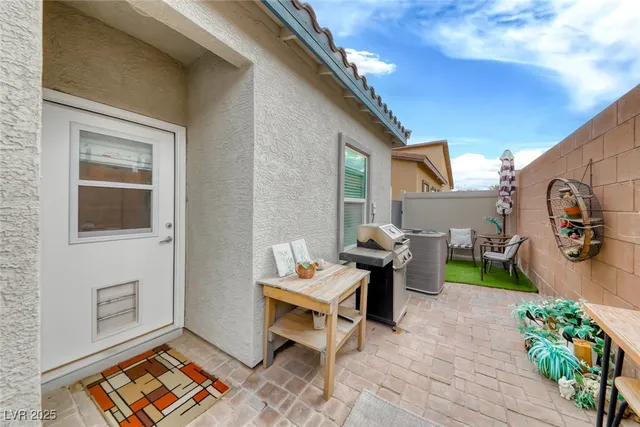 $329,900 | 7529 Garnet Moon Street, North Las Vegas, NV 89084