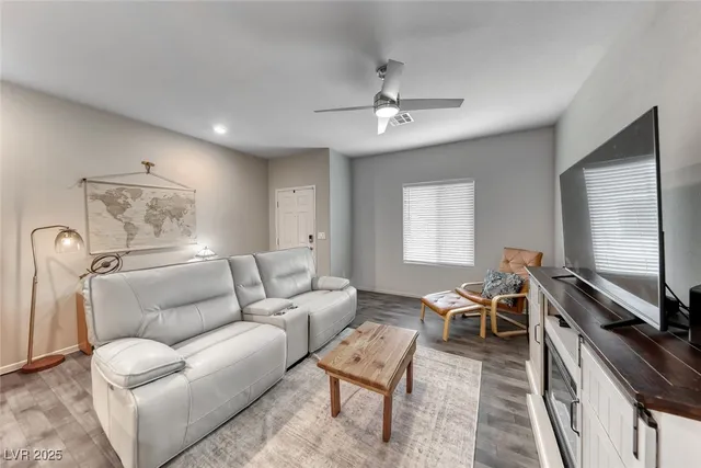 $329,900 | 7529 Garnet Moon Street, North Las Vegas, NV 89084