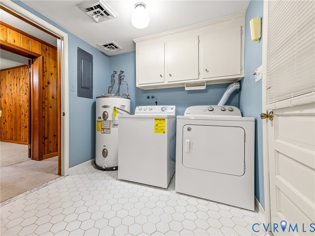 12911 Percival Street Chester, VA 23831 - Photo 17 of 21 a utility room with dryer and washer