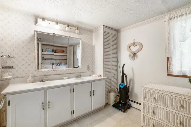 $175,000 | 13 2nd Street, Gorham, NH 03581