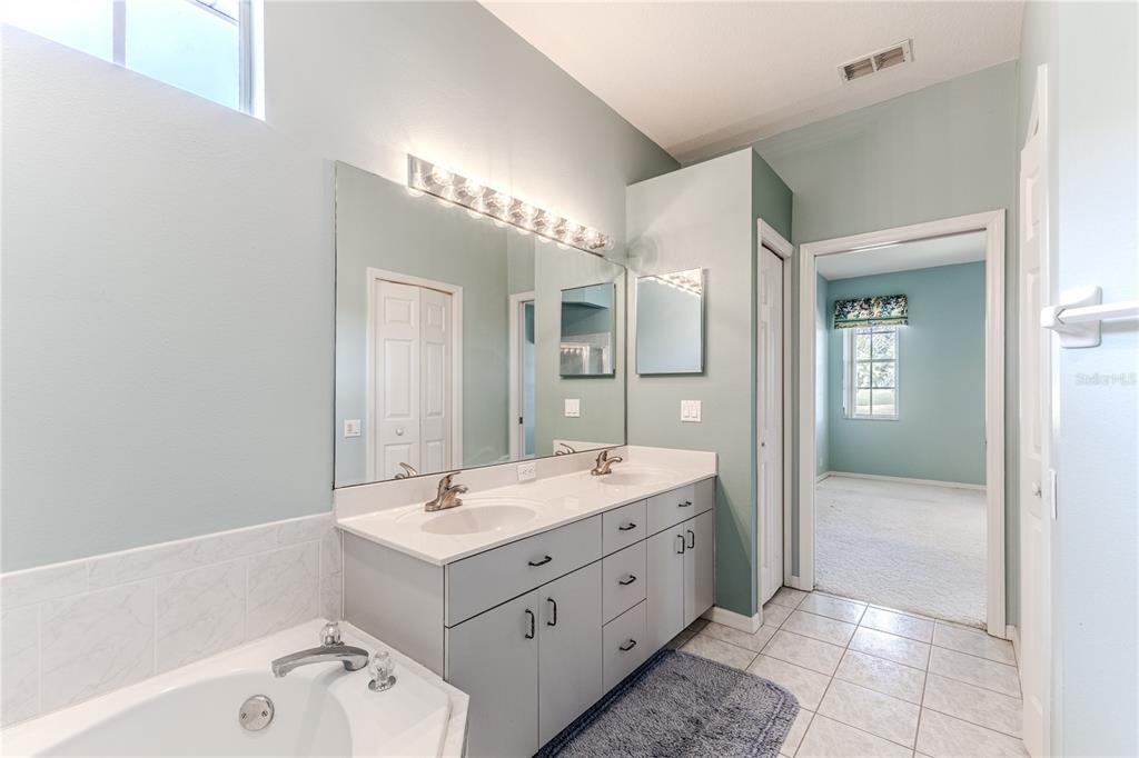 15033 Middle Fairway Drive Spring Hill, FL 34609 - Photo 22 of 57