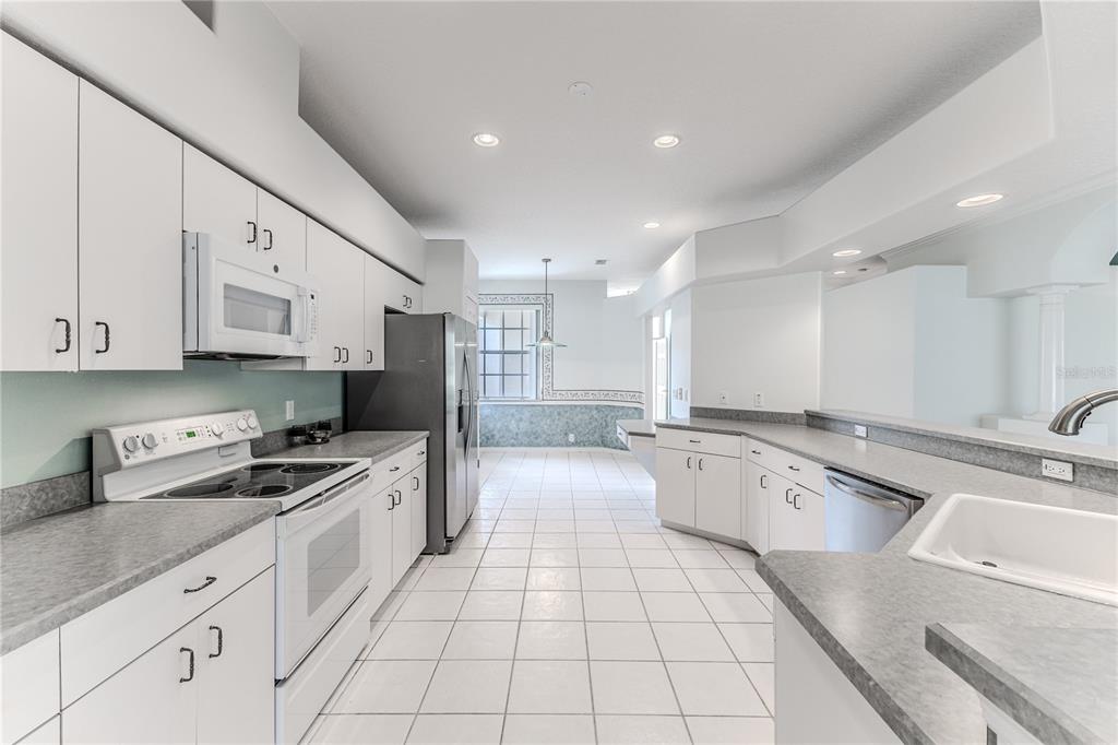 15033 Middle Fairway Drive Spring Hill, FL 34609 - Photo 30 of 57