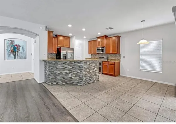 $2,900 | 1966 Hawks View Drive, Ruskin, FL 33570