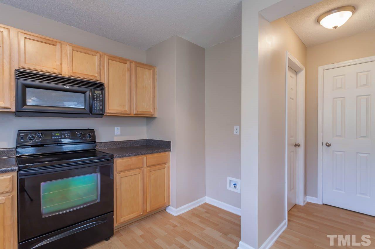 8114 Cohosh Court Raleigh, NC 27616 - Photo 11 of 25 Gallery Image 11