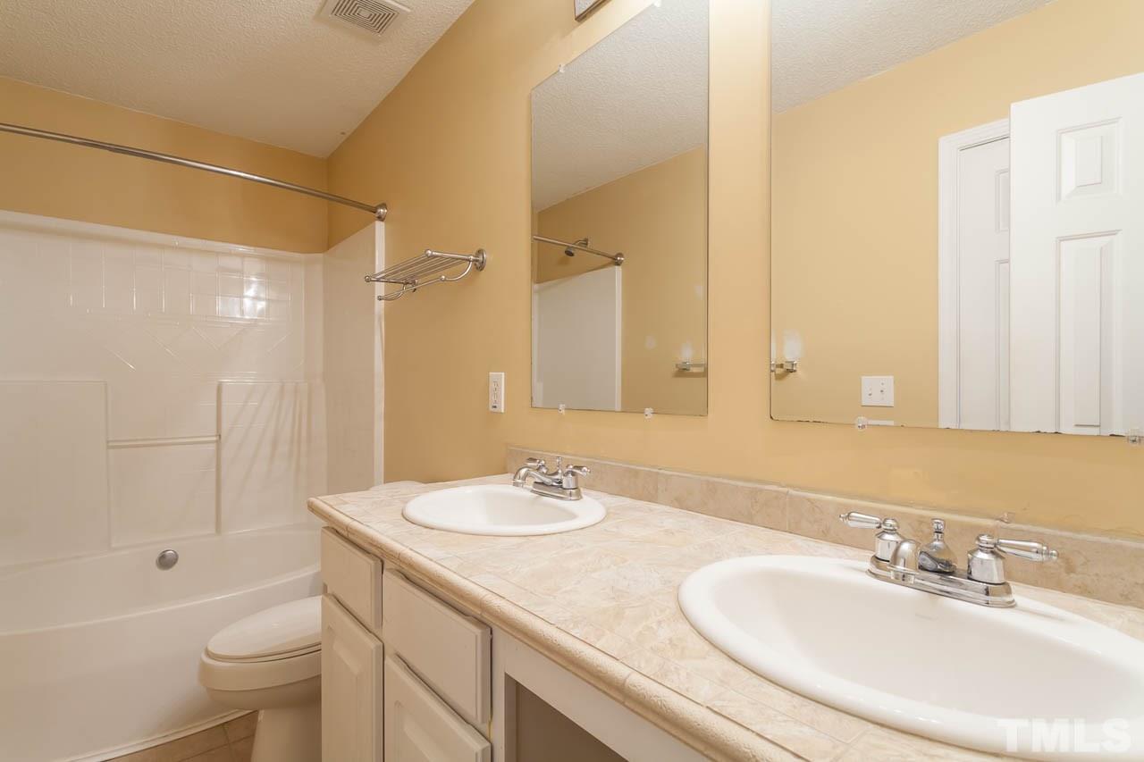 8114 Cohosh Court Raleigh, NC 27616 - Photo 16 of 25 Gallery Image 16