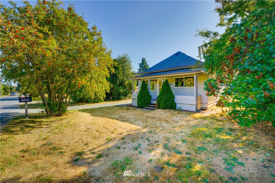 11063 Whistle Lake Road Anacortes, WA 98221 - Photo 3 of 28 Gallery Image 3