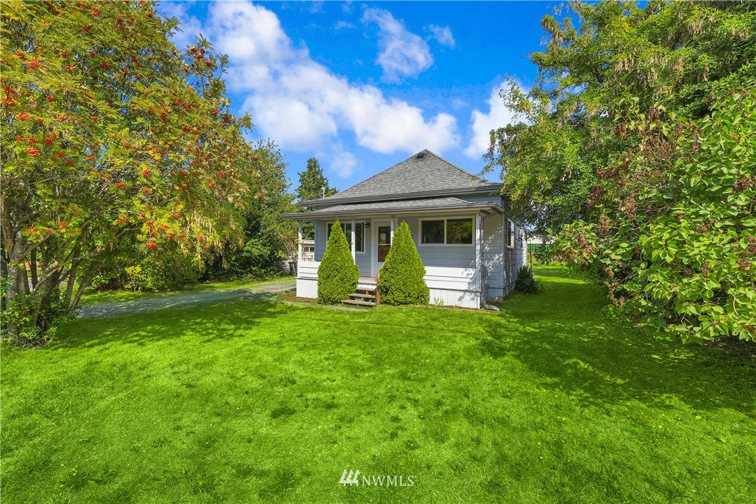 11063 Whistle Lake Road Anacortes, WA 98221 - Photo 4 of 28 Gallery Image 4