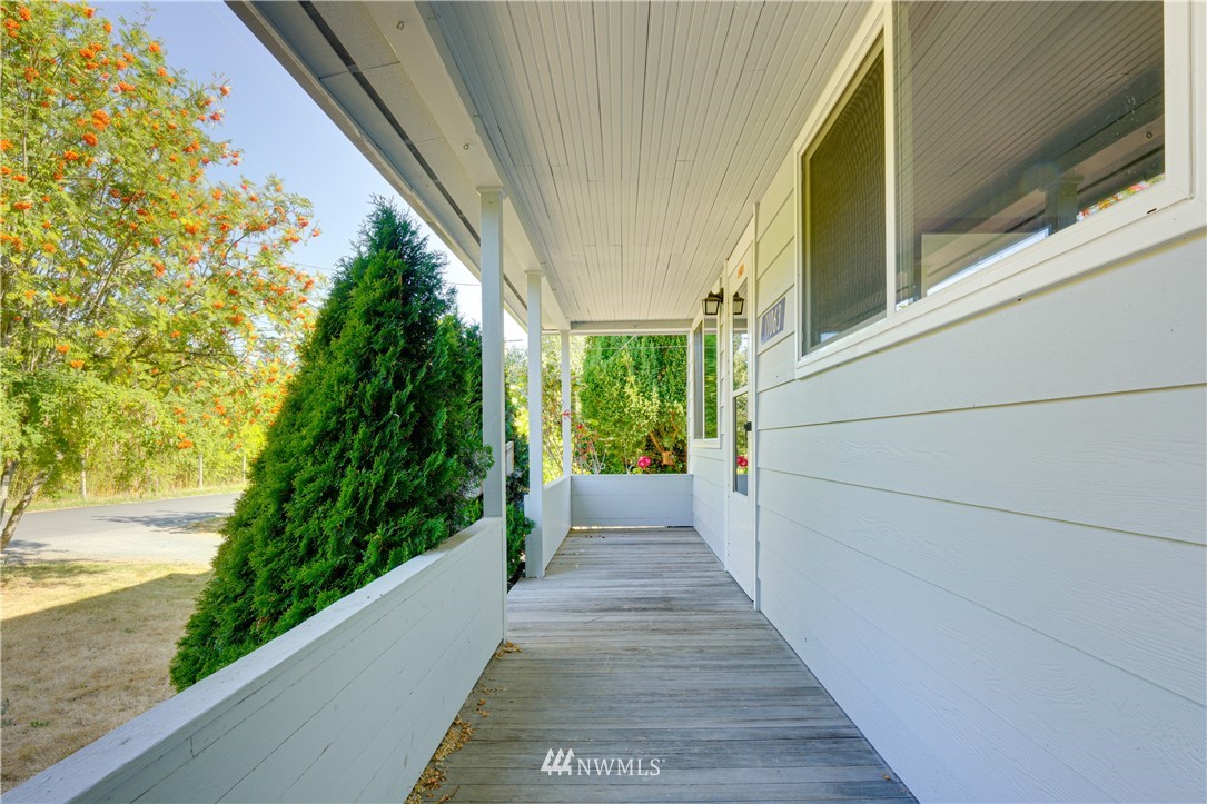 11063 Whistle Lake Road Anacortes, WA 98221 - Photo 6 of 28 Gallery Image 6