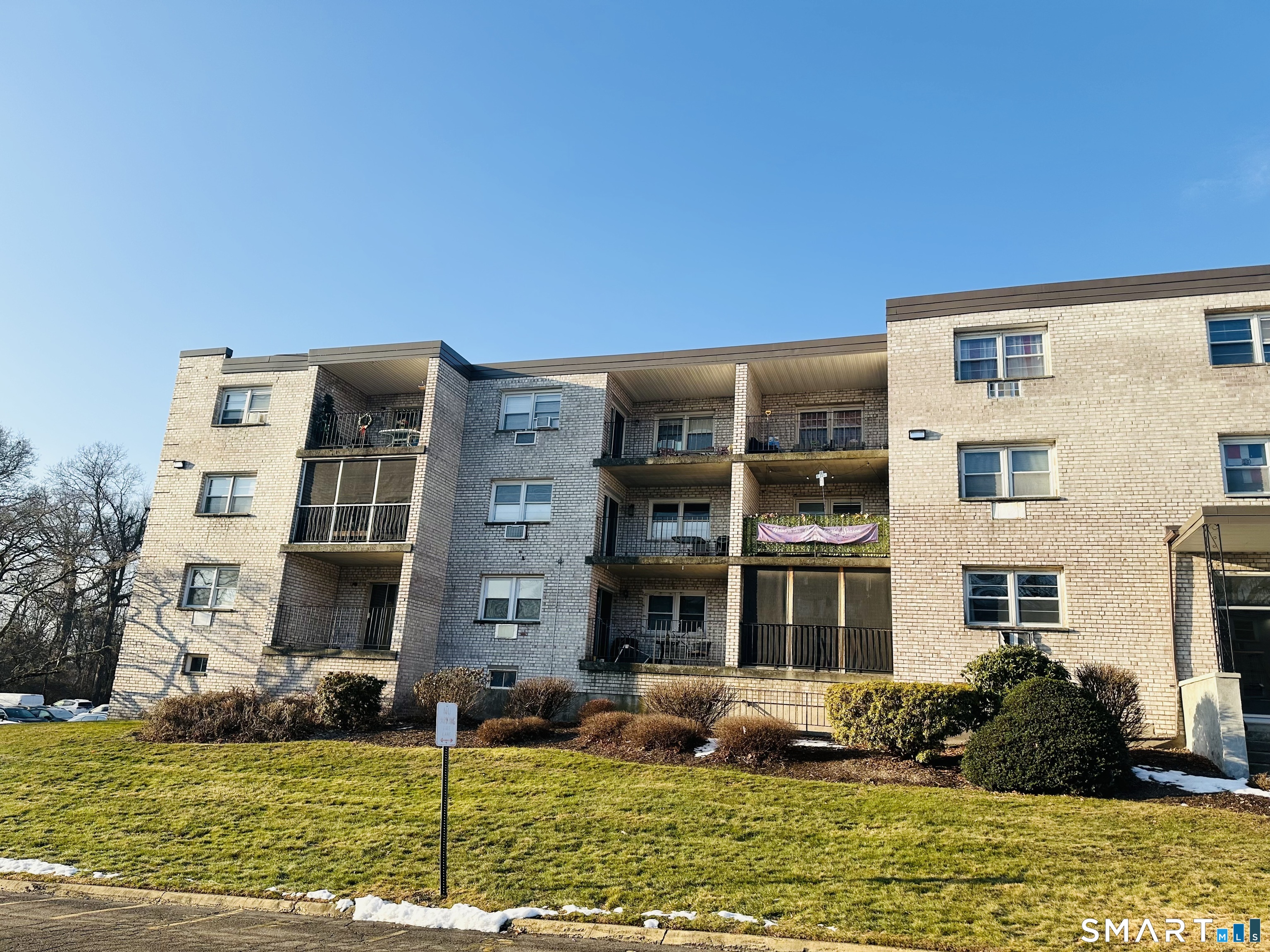 308 Meadowside Road, Unit 311 Milford, CT 06460 - Photo 21 of 22