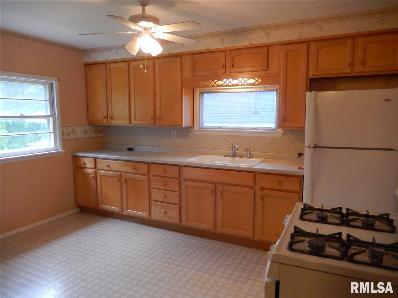 4391 Birmingham Road Plymouth, IL 62367 - Photo 6 of 24