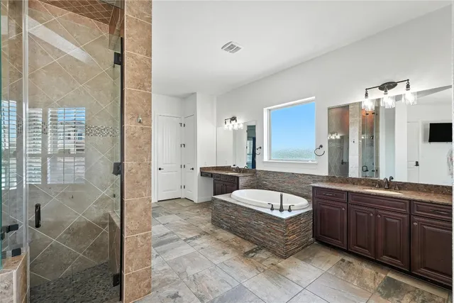 $1,112,000 | 15729 De Fortuna Drive, Bee Cave, TX 78738