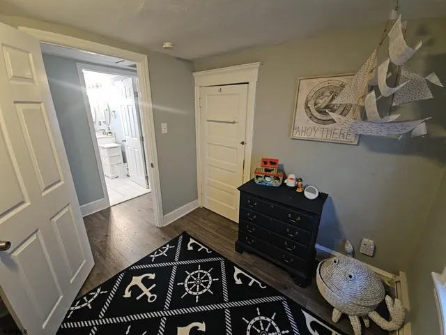 a picture of wooden floor