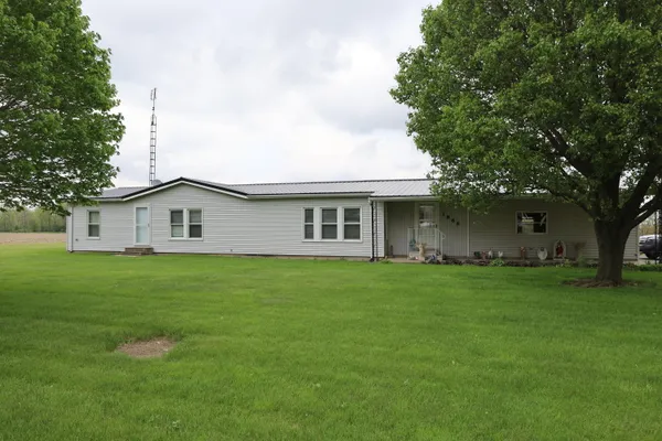 $1 | 1866 Township Line Road, St. Henry, OH 45883