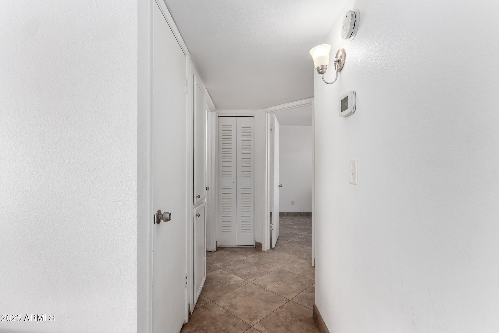 6711 West Osborn Road, Unit 140 Phoenix, AZ 85033 - Photo 8 of 18 11 Osborn