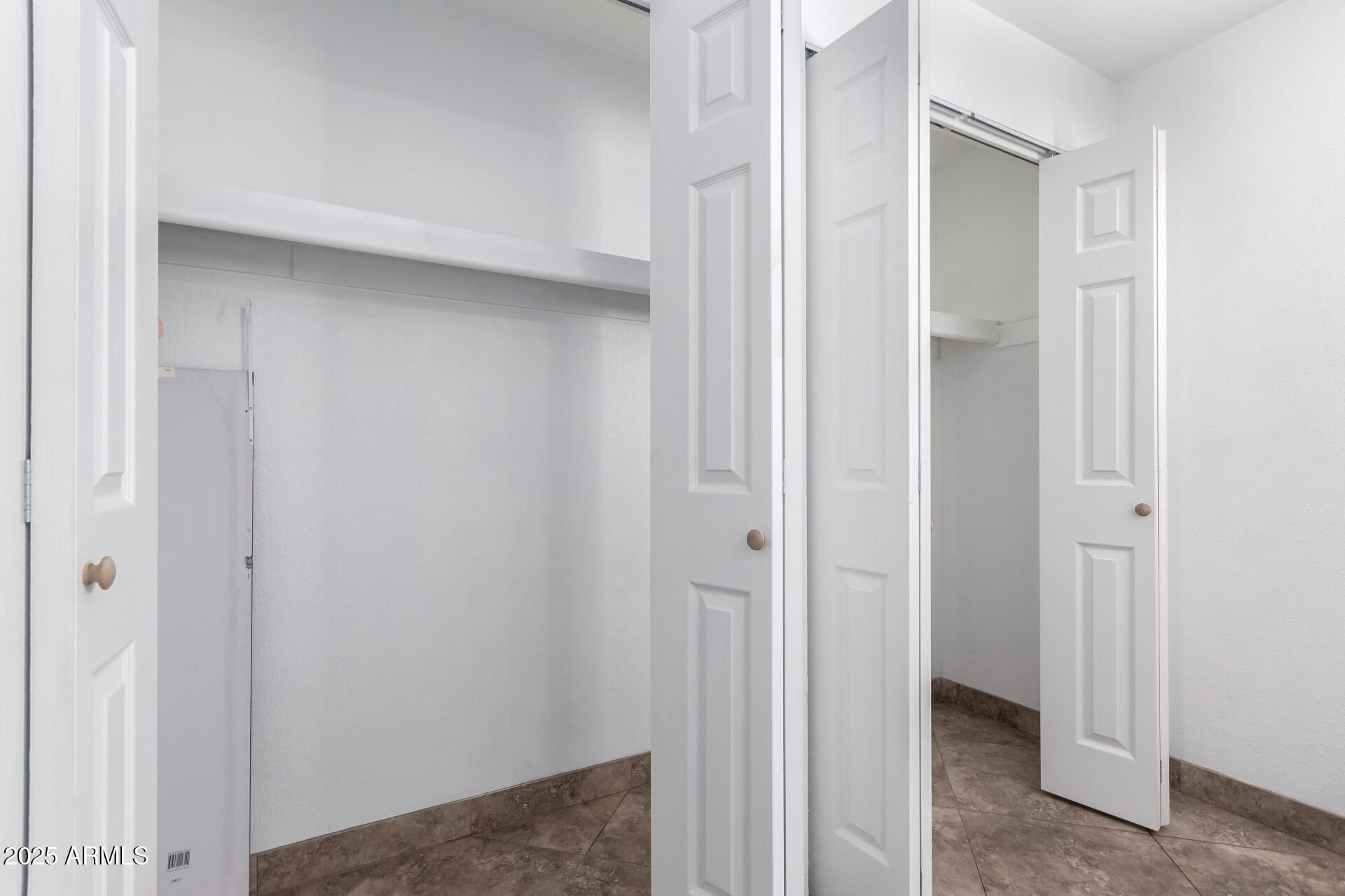 6711 West Osborn Road, Unit 140 Phoenix, AZ 85033 - Photo 10 of 18 16 Osborn