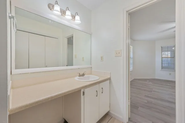 $315,000 | 202 Summer Lane, Fort Walton Beach, FL 32547