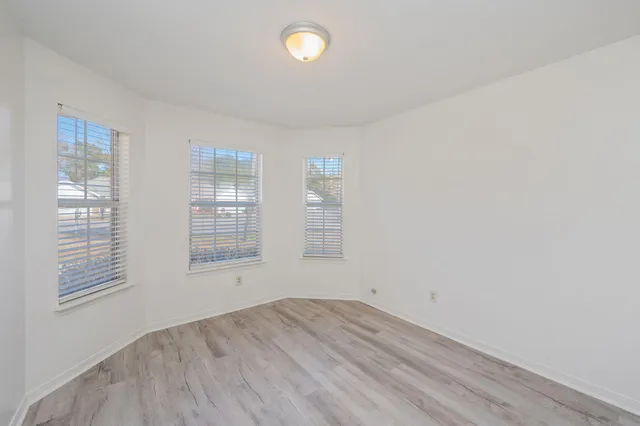 $315,000 | 202 Summer Lane, Fort Walton Beach, FL 32547