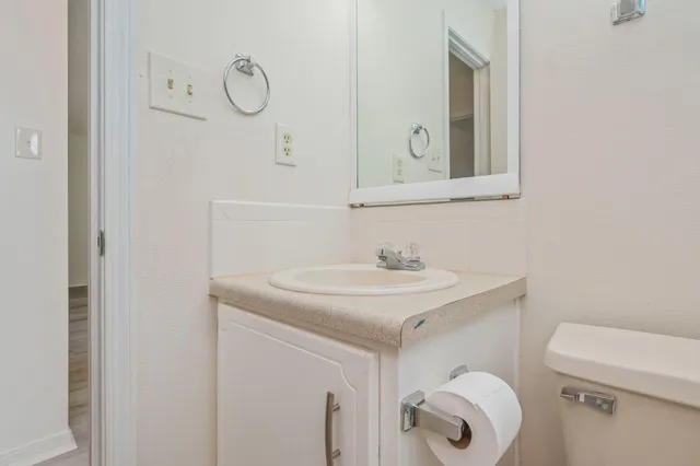 $315,000 | 202 Summer Lane, Fort Walton Beach, FL 32547