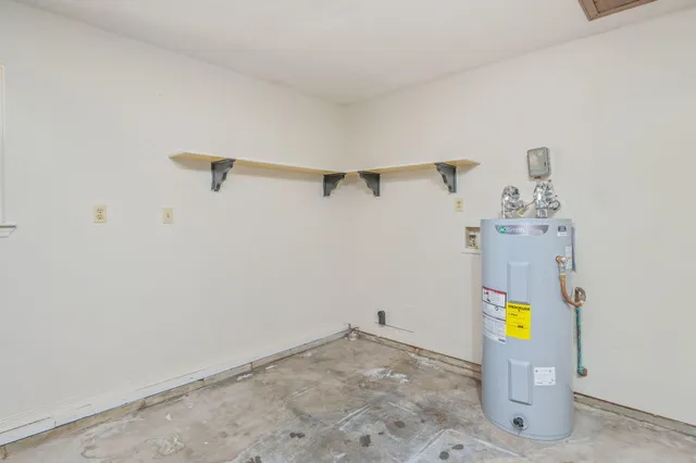 $315,000 | 202 Summer Lane, Fort Walton Beach, FL 32547