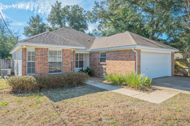 $315,000 | 202 Summer Lane, Fort Walton Beach, FL 32547