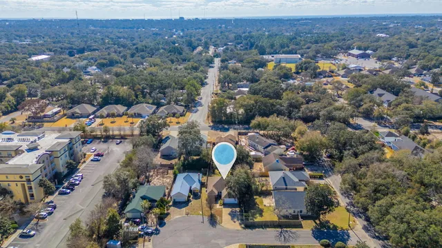 $315,000 | 202 Summer Lane, Fort Walton Beach, FL 32547