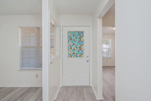 $315,000 | 202 Summer Lane, Fort Walton Beach, FL 32547