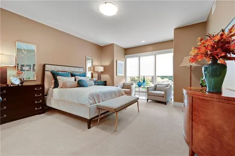 $1,800,000 | 16313 Turnberry, Belton, MO 64012