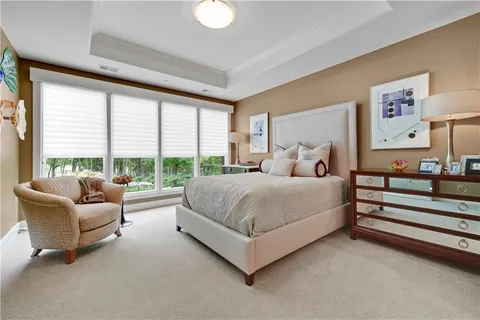 $1,800,000 | 16313 Turnberry, Belton, MO 64012