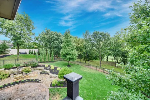 $1,800,000 | 16313 Turnberry, Belton, MO 64012