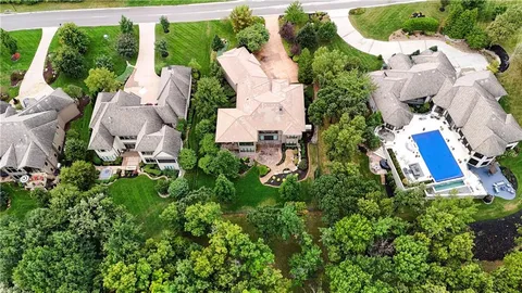 $1,800,000 | 16313 Turnberry, Belton, MO 64012