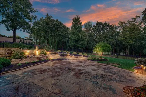 $1,800,000 | 16313 Turnberry, Belton, MO 64012