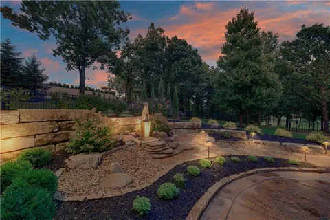 $1,800,000 | 16313 Turnberry, Belton, MO 64012