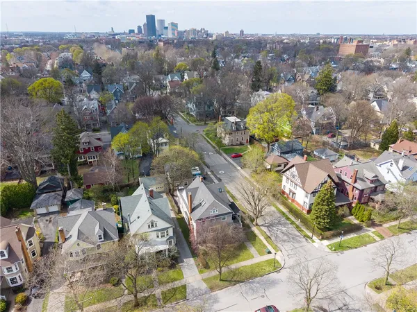 $549,900 | 267 Westminster Road, Rochester, NY 14607