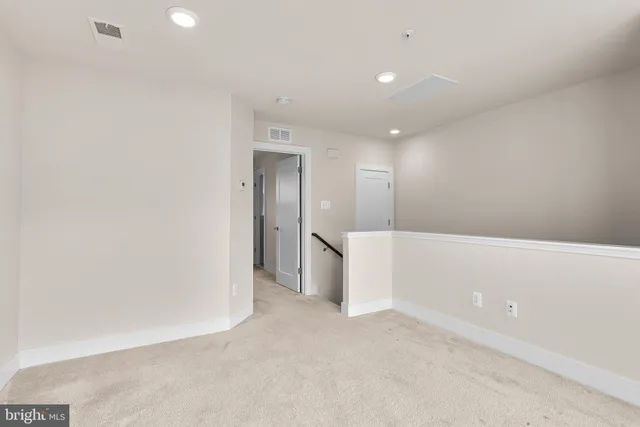 $4,100 | 10413 Fernwood Road, Bethesda, MD 20817