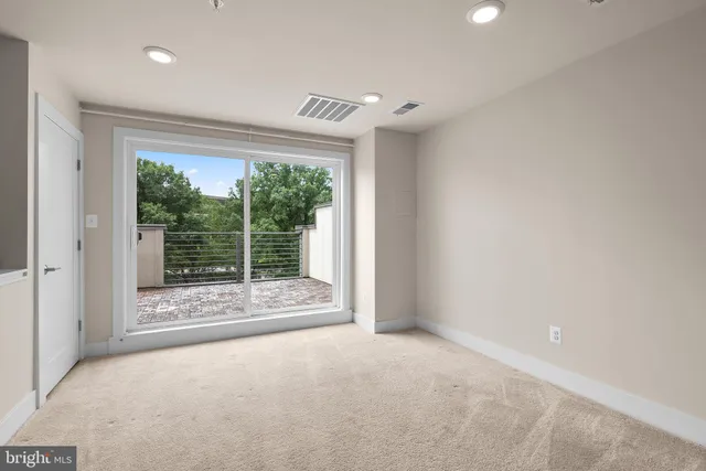 $4,100 | 10413 Fernwood Road, Bethesda, MD 20817