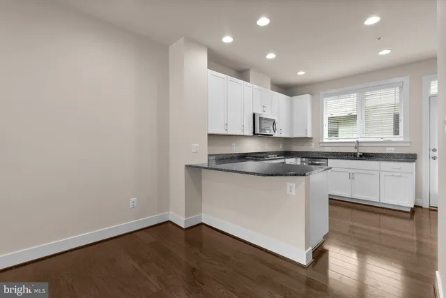 $4,100 | 10413 Fernwood Road, Bethesda, MD 20817